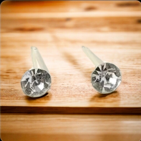 Jewelry - #Z26 New Earrings Crystal Studs Minimalist Tiny 1 pair Earrings & Backs